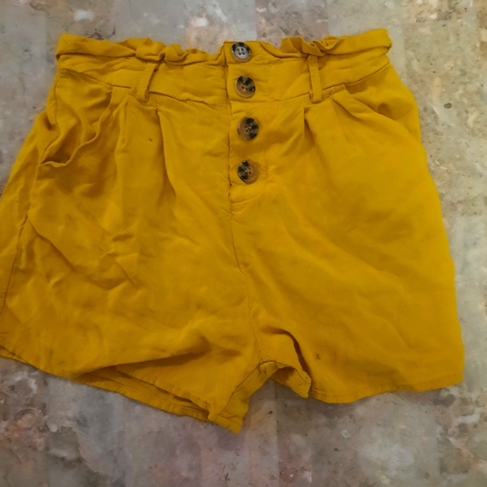 Flowy shorts